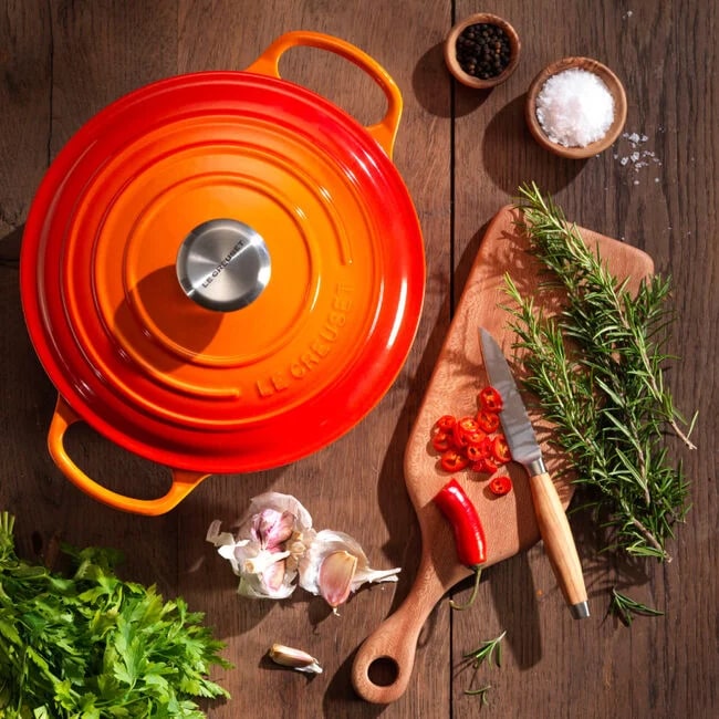 Le Creuset — Signature Round Dutch Oven — view 2